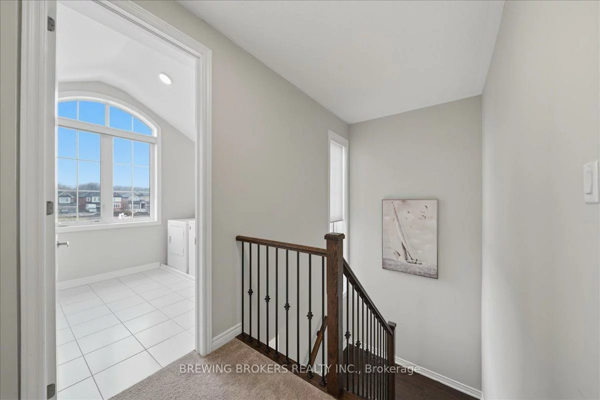 977, Larter, Alcona, Innisfil