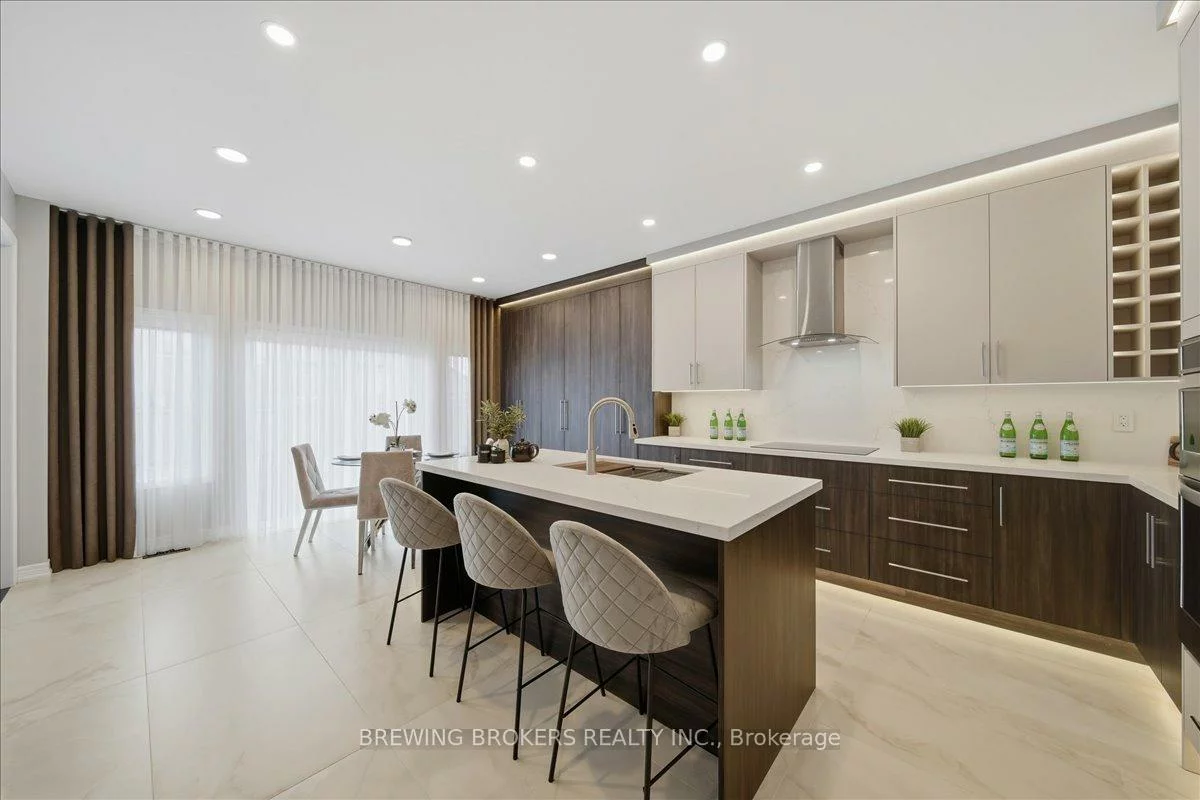 977, Larter, Alcona, Innisfil