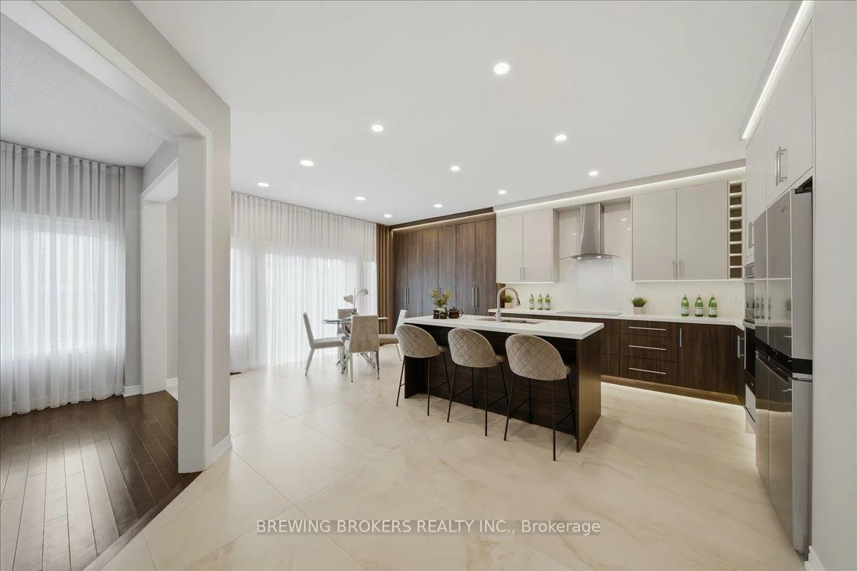 977, Larter, Alcona, Innisfil