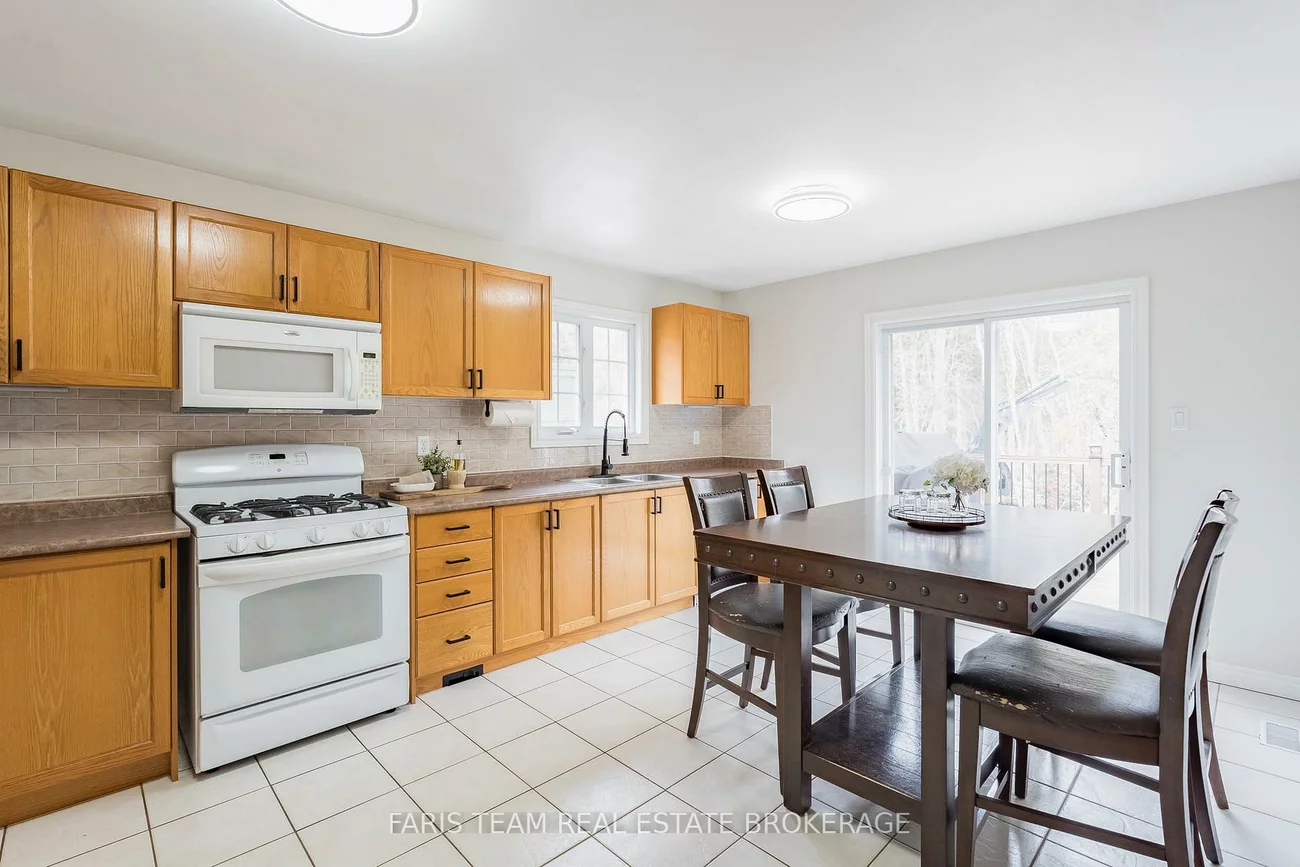 1004, Leslie, Alcona, Innisfil