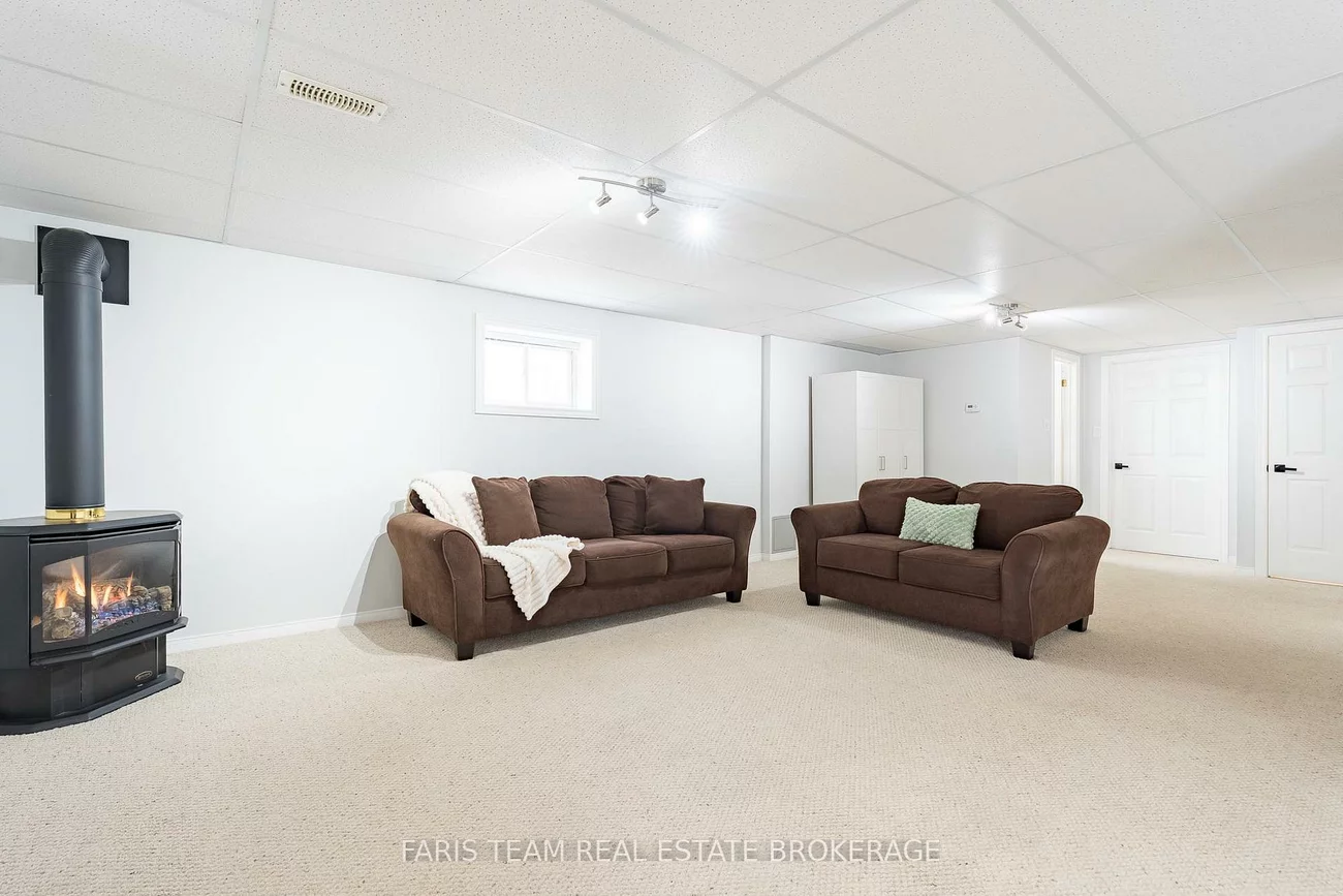 1004, Leslie, Alcona, Innisfil