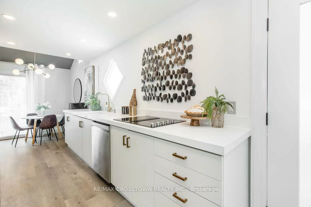 741, Cedarvale, Lefroy, Innisfil