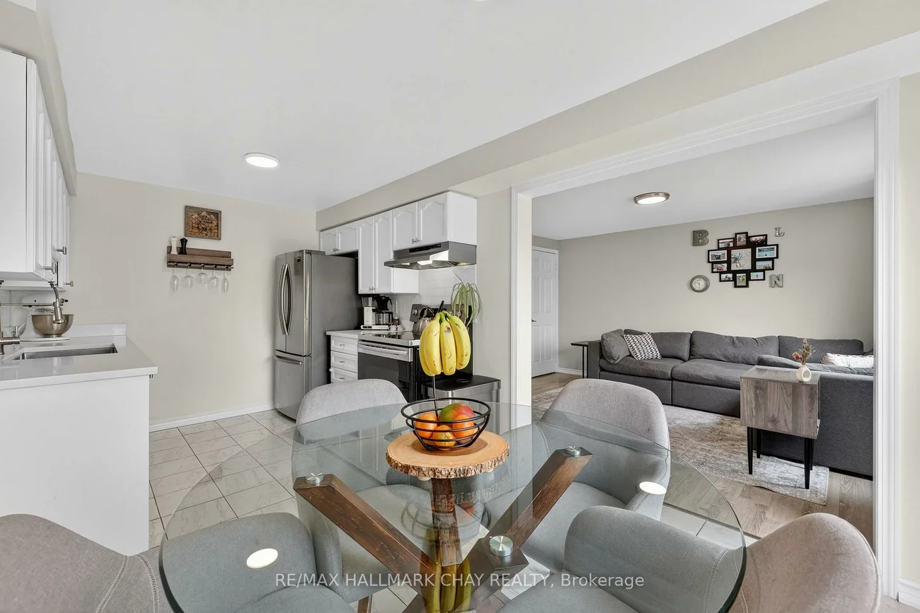 2057, Osbond, Alcona, Innisfil