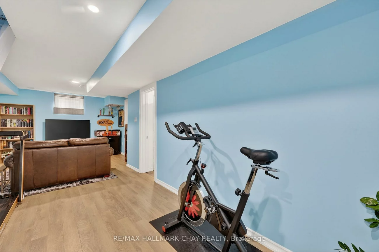 2057, Osbond, Alcona, Innisfil