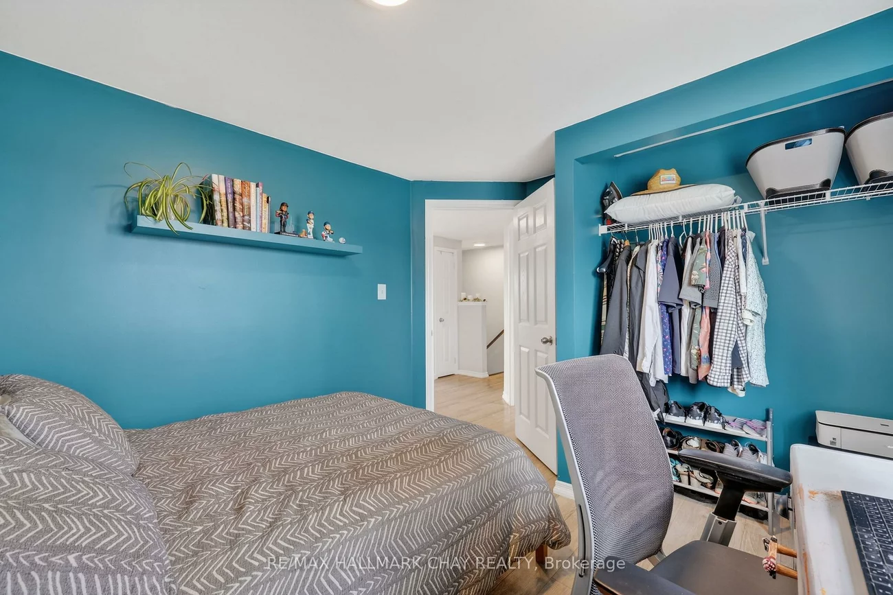 2057, Osbond, Alcona, Innisfil