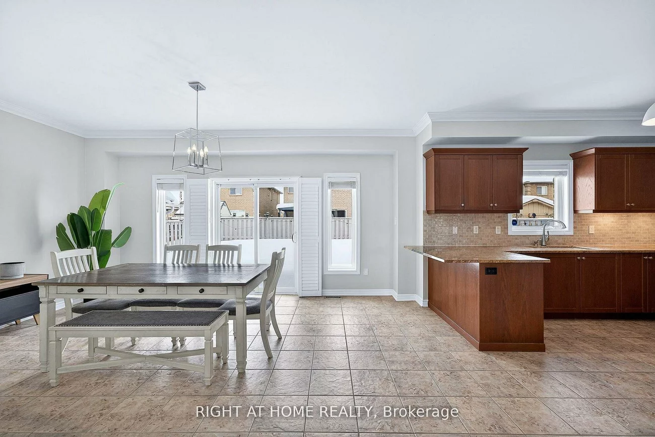 1342, Corm, Alcona, Innisfil