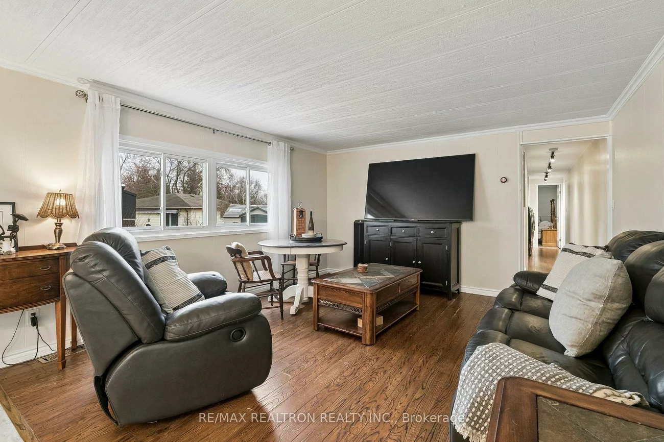 10, Pinecrest, Cookstown, Innisfil