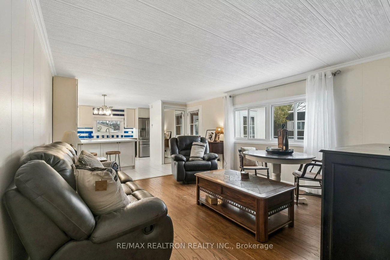 10, Pinecrest, Cookstown, Innisfil