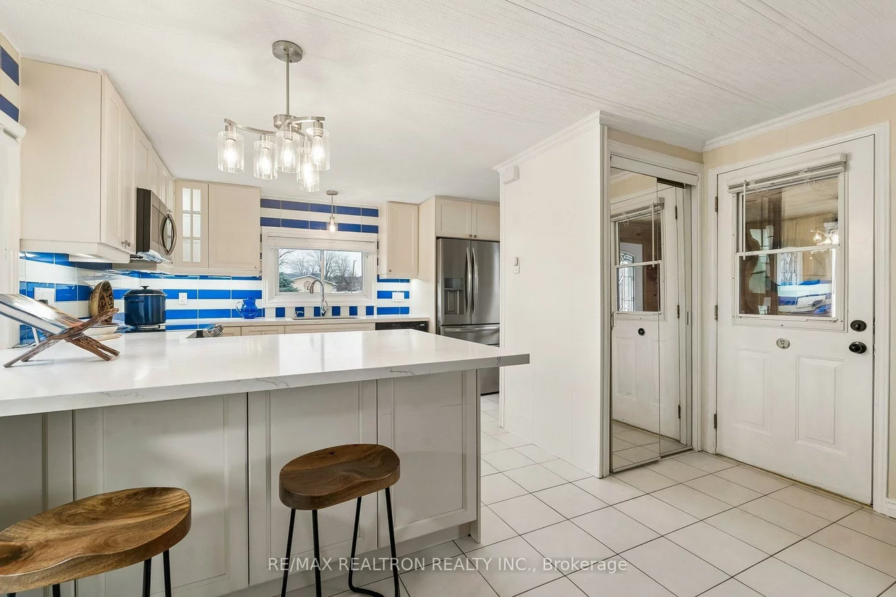 10, Pinecrest, Cookstown, Innisfil