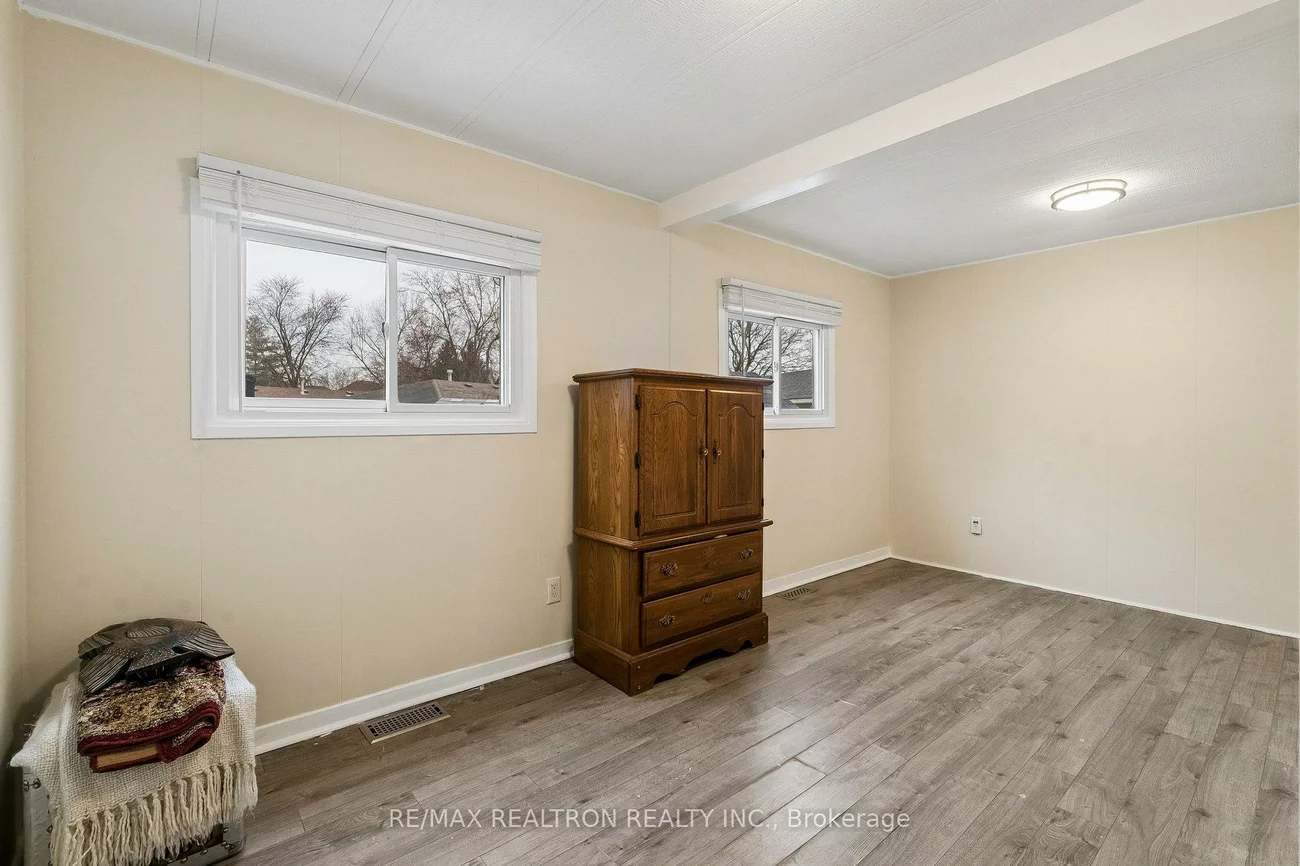 10, Pinecrest, Cookstown, Innisfil