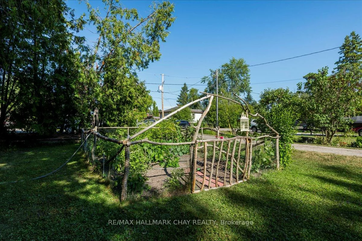 930, Gilmore, Lefroy, Innisfil