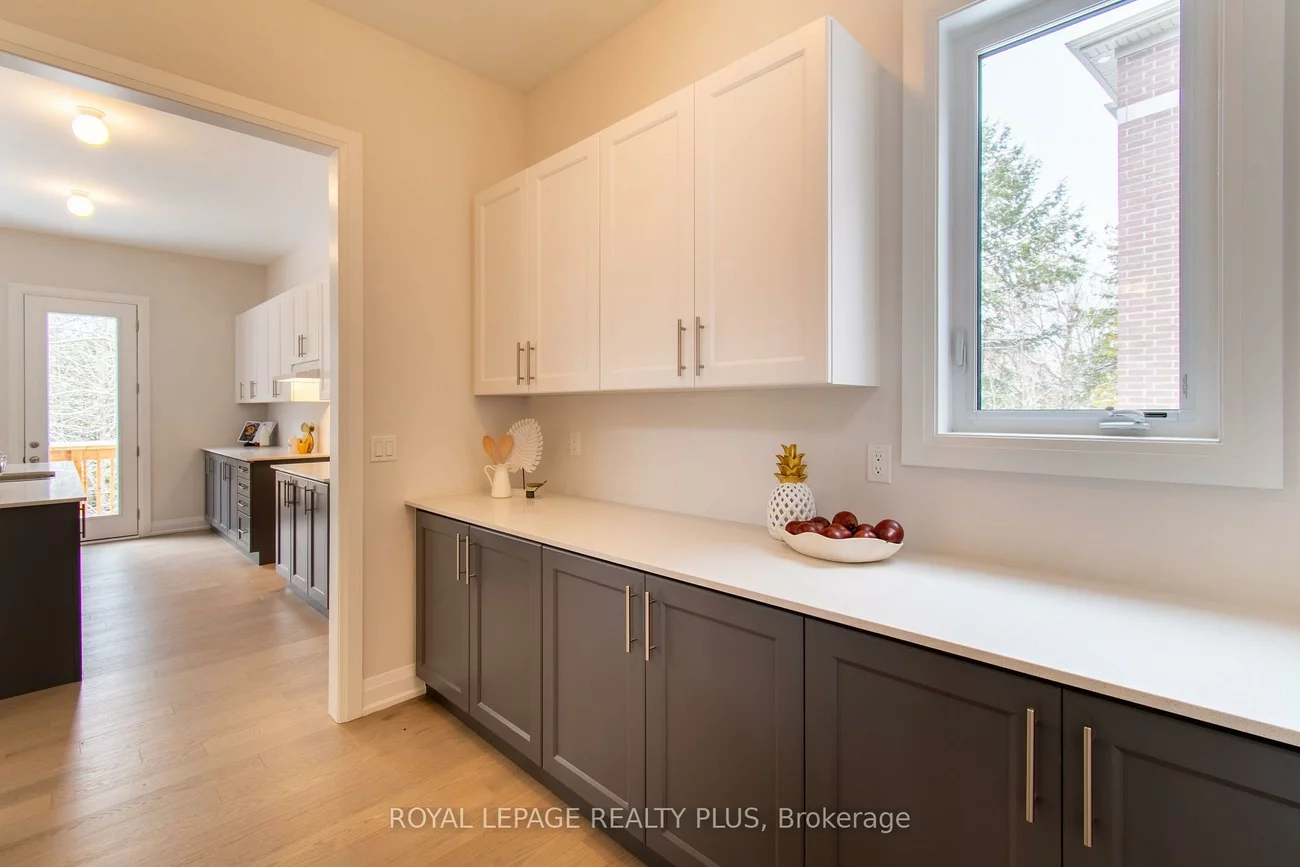 980, Church, Lefroy, Innisfil