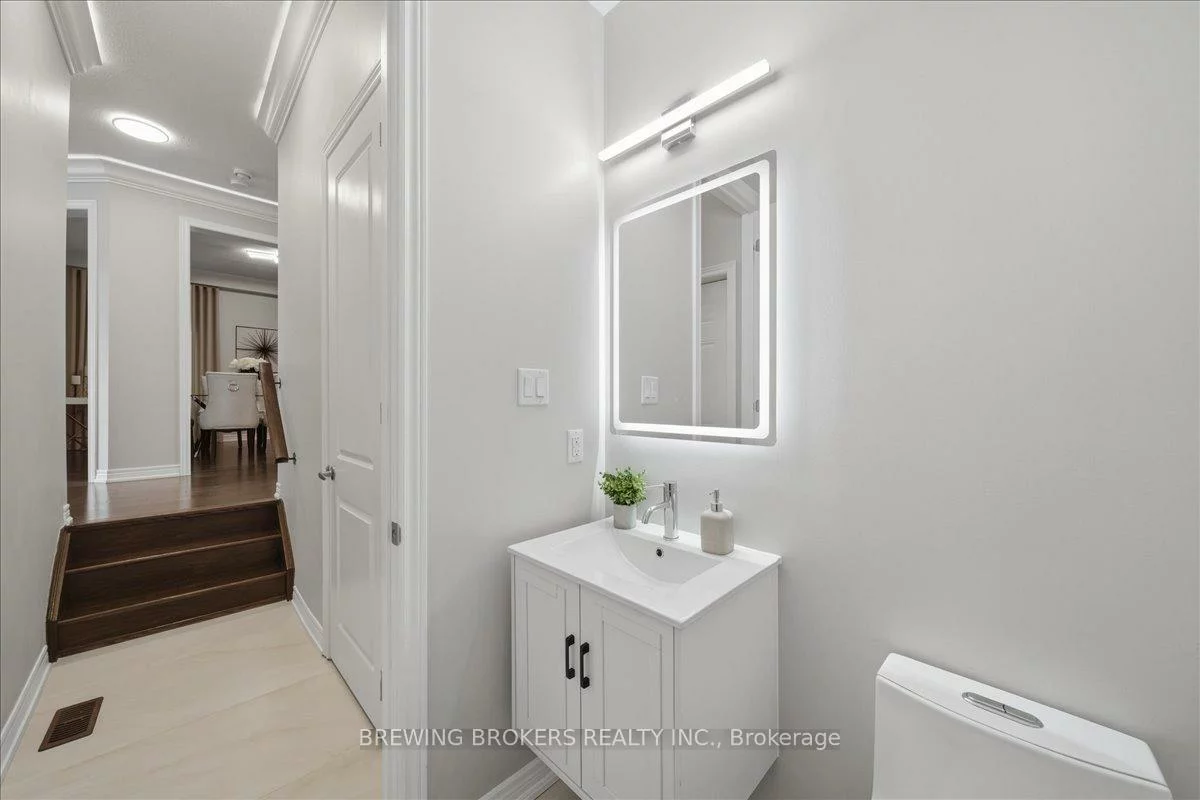 977, Larter, Alcona, Innisfil