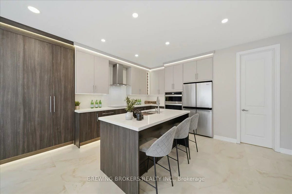 977, Larter, Alcona, Innisfil