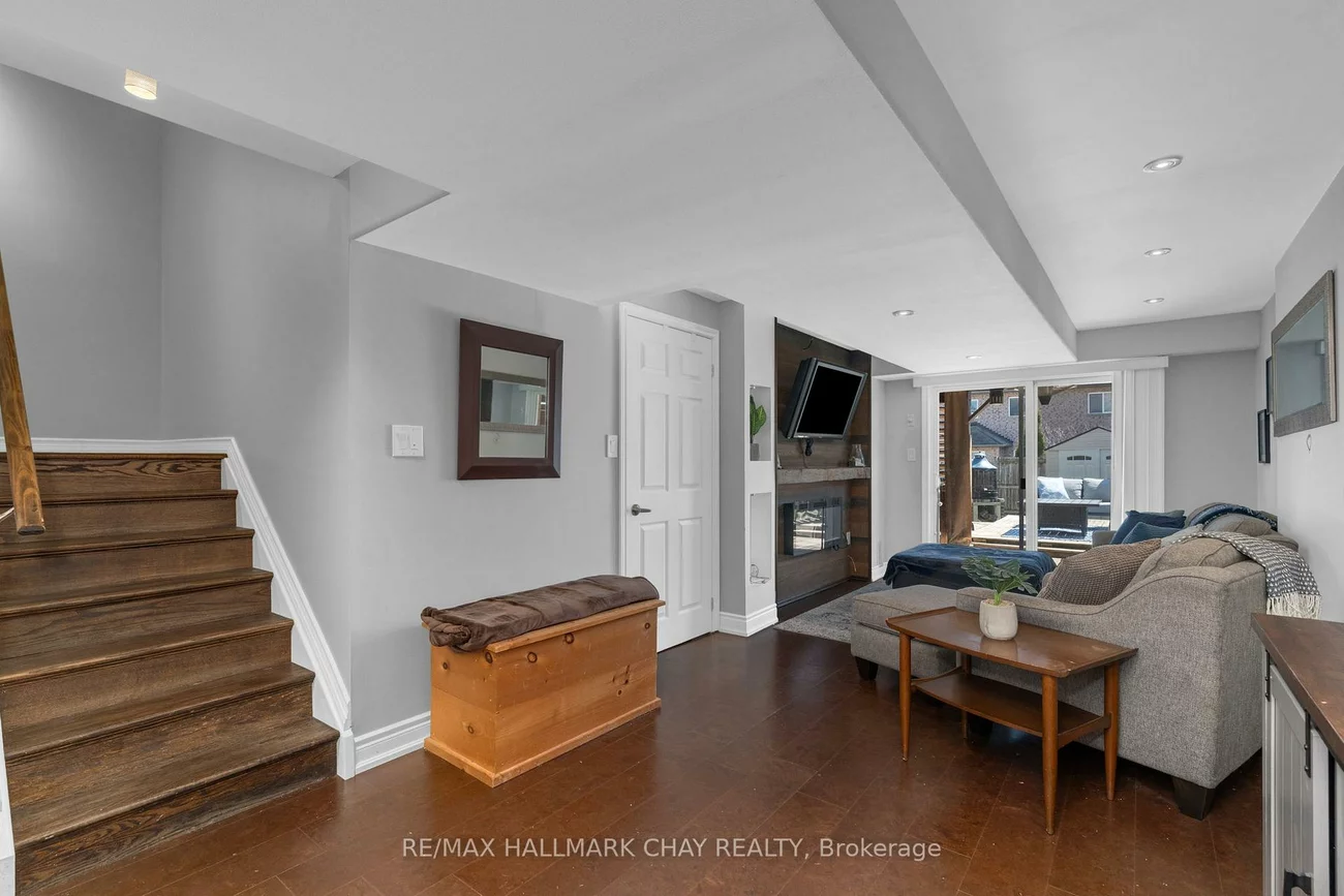 1403, BENSON, Alcona, Innisfil