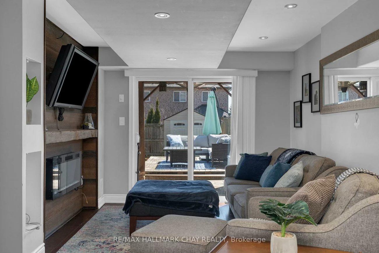 1403, BENSON, Alcona, Innisfil