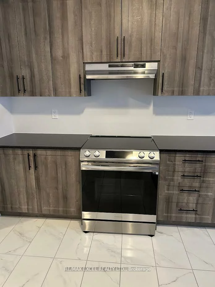 1454, Stovell, Lefroy, Innisfil