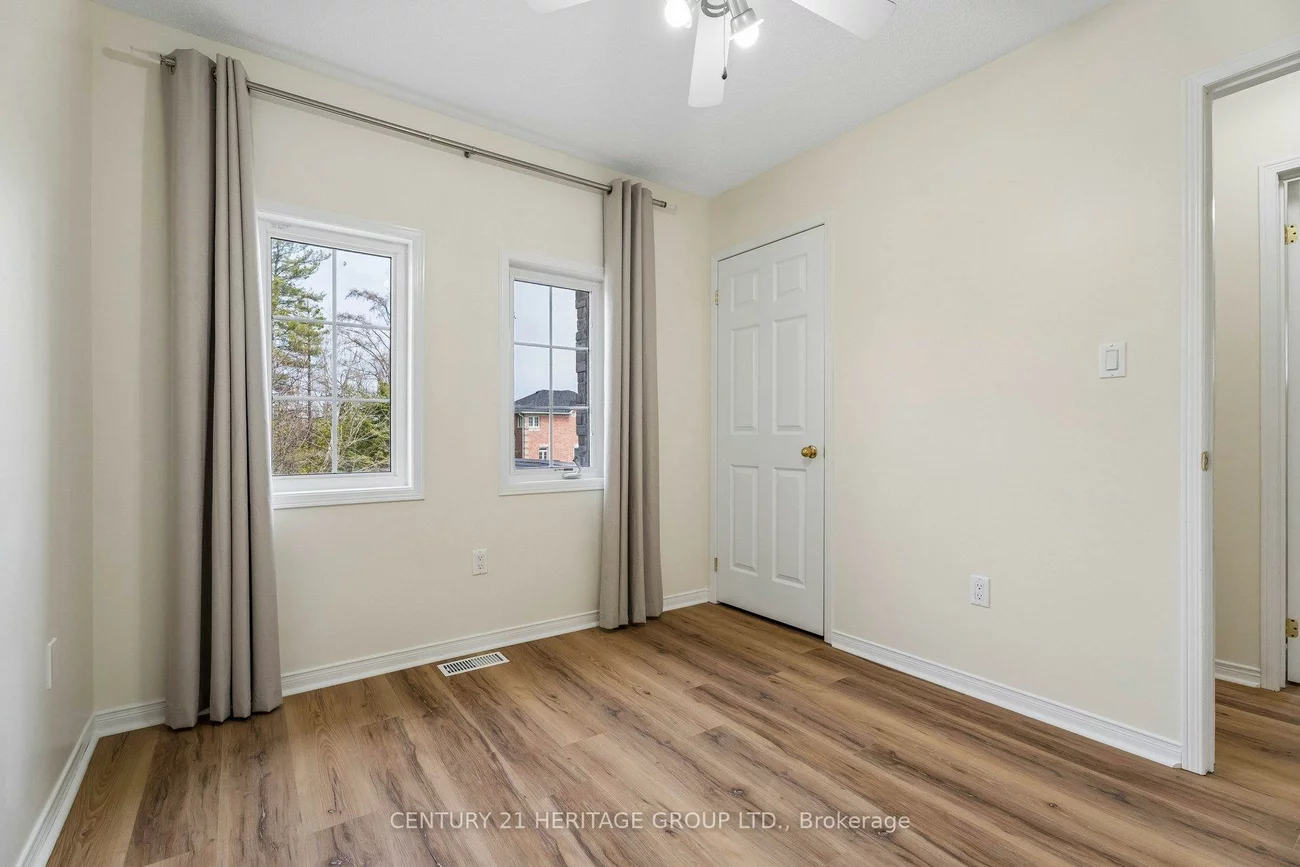 1438, Forest, Alcona, Innisfil