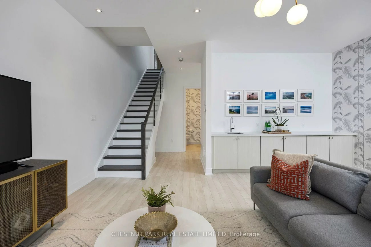 3718, Mangusta, Rural Innisfil, Innisfil