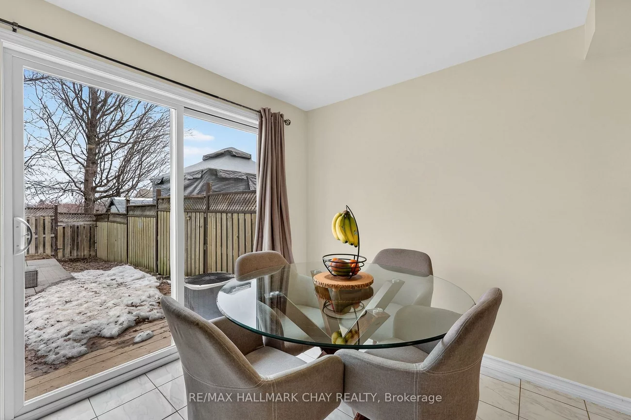 2057, Osbond, Alcona, Innisfil