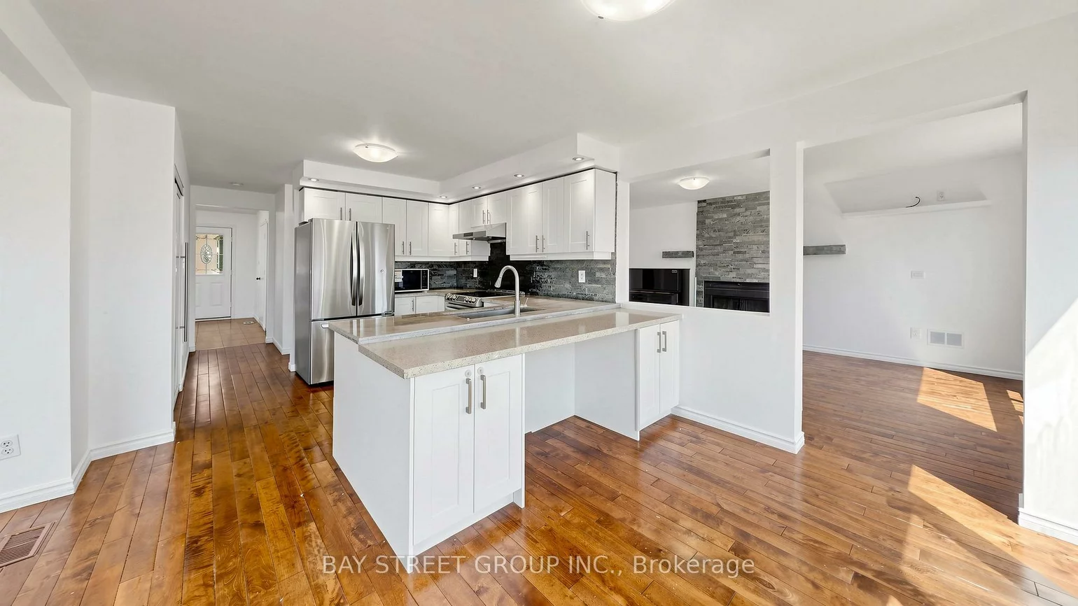 985, Linden, Alcona, Innisfil