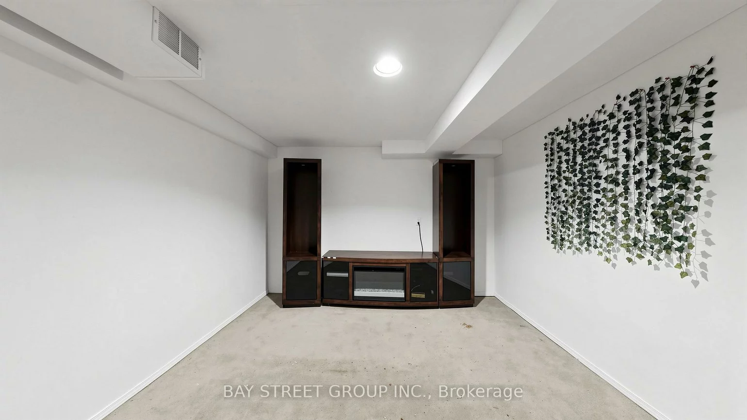 985, Linden, Alcona, Innisfil