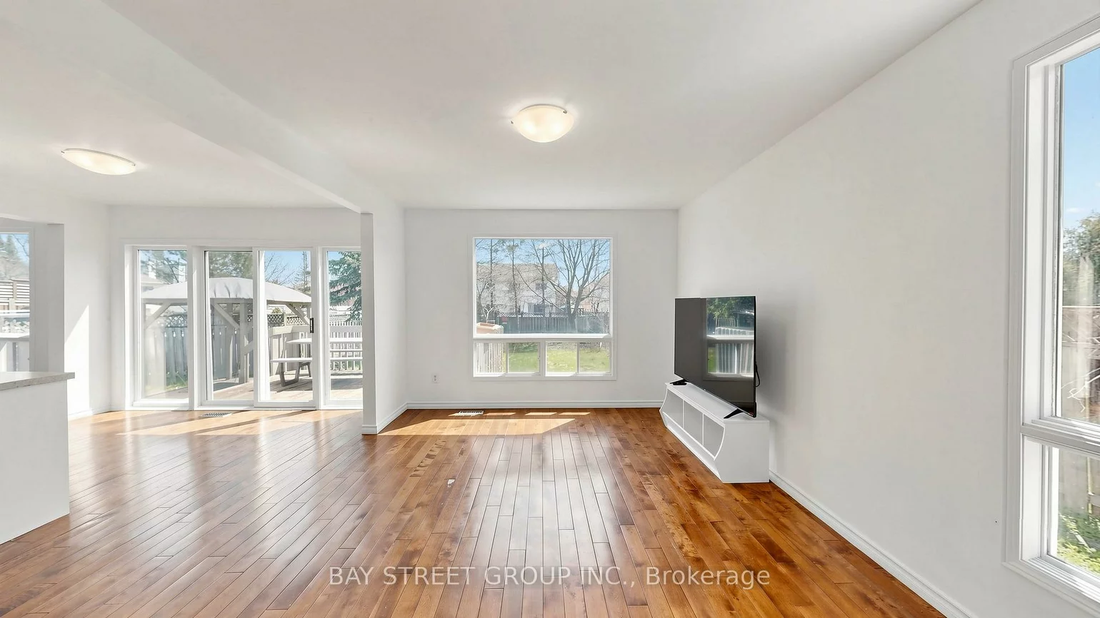 985, Linden, Alcona, Innisfil