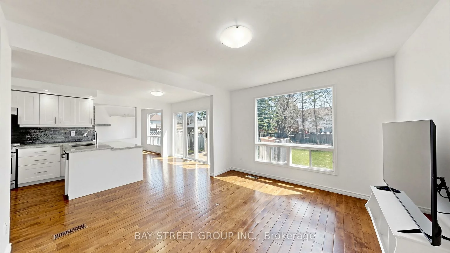 985, Linden, Alcona, Innisfil