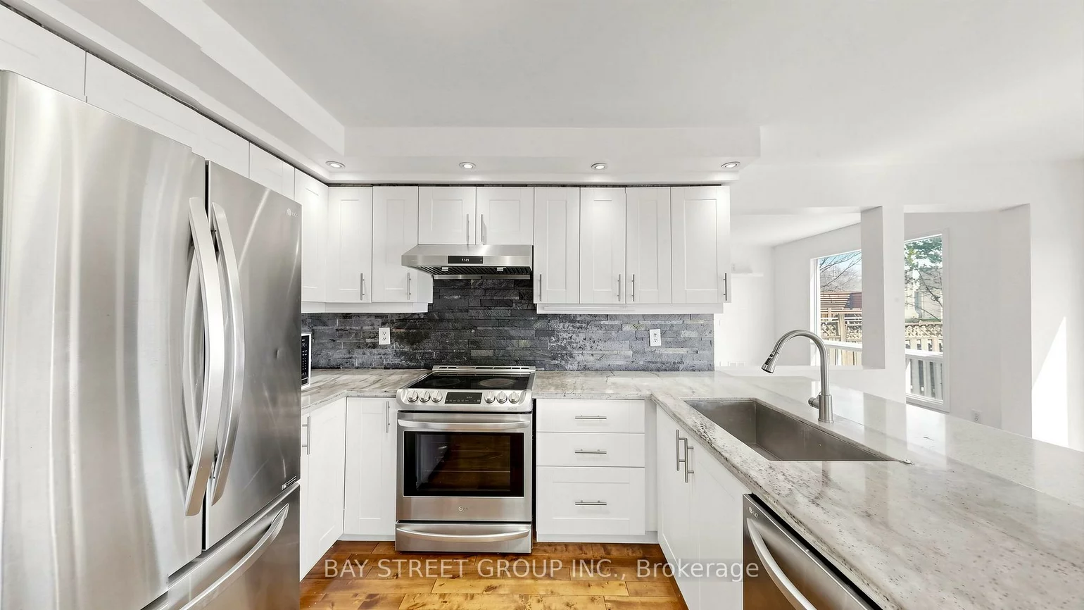 985, Linden, Alcona, Innisfil