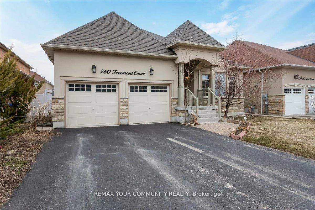 760, Freemont, Alcona, Innisfil