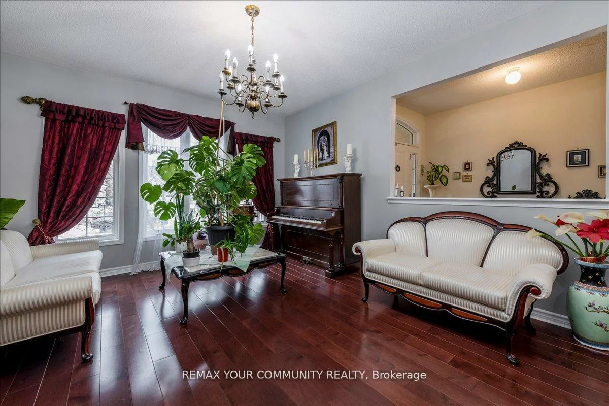 760, Freemont, Alcona, Innisfil