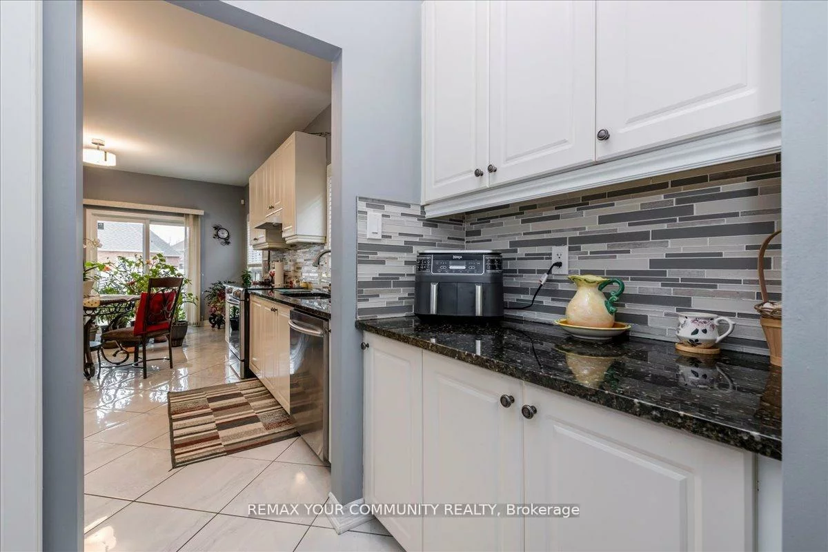 760, Freemont, Alcona, Innisfil