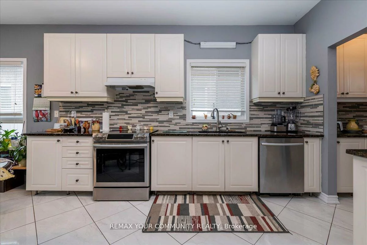 760, Freemont, Alcona, Innisfil