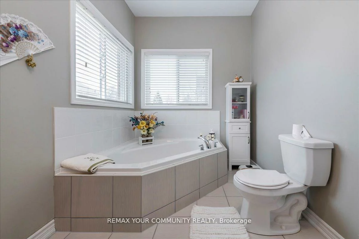 760, Freemont, Alcona, Innisfil