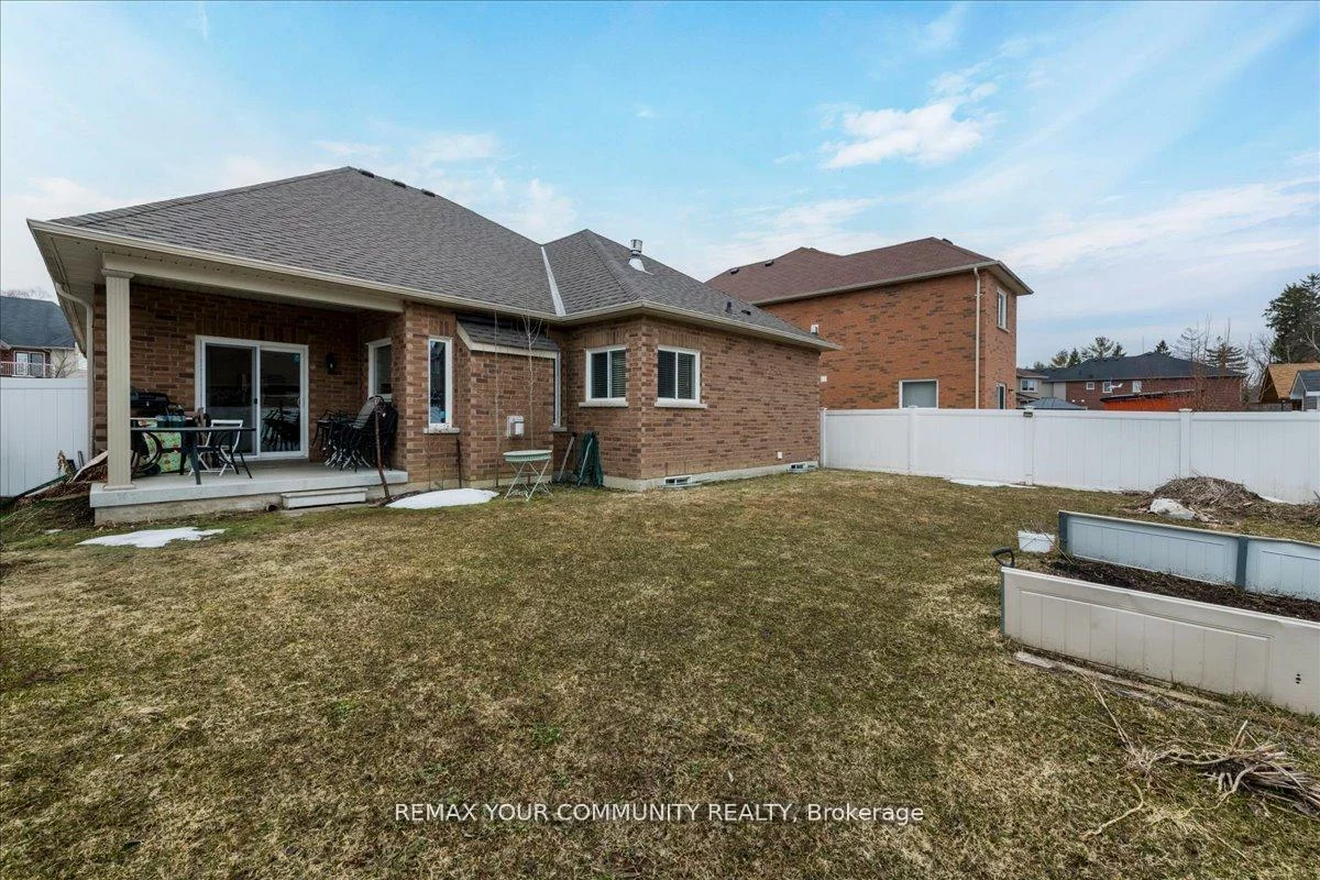 760, Freemont, Alcona, Innisfil