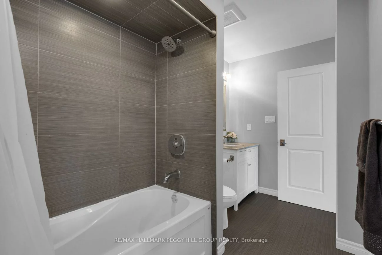 1237, Hill, Alcona, Innisfil