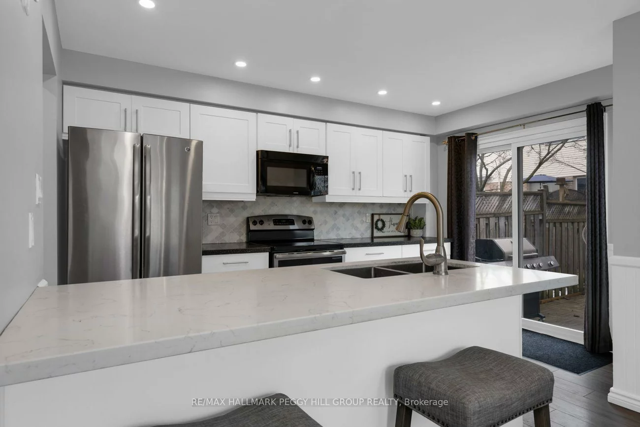 1237, Hill, Alcona, Innisfil