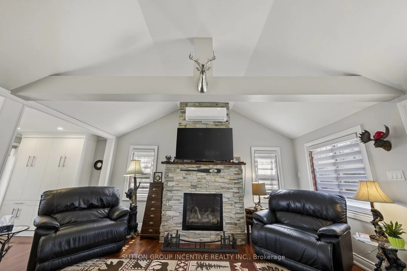 131, Minnetonka, Rural Innisfil, Innisfil