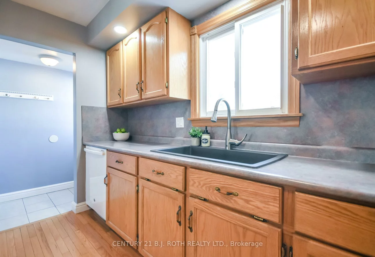 2246, Richardson, Stroud, Innisfil