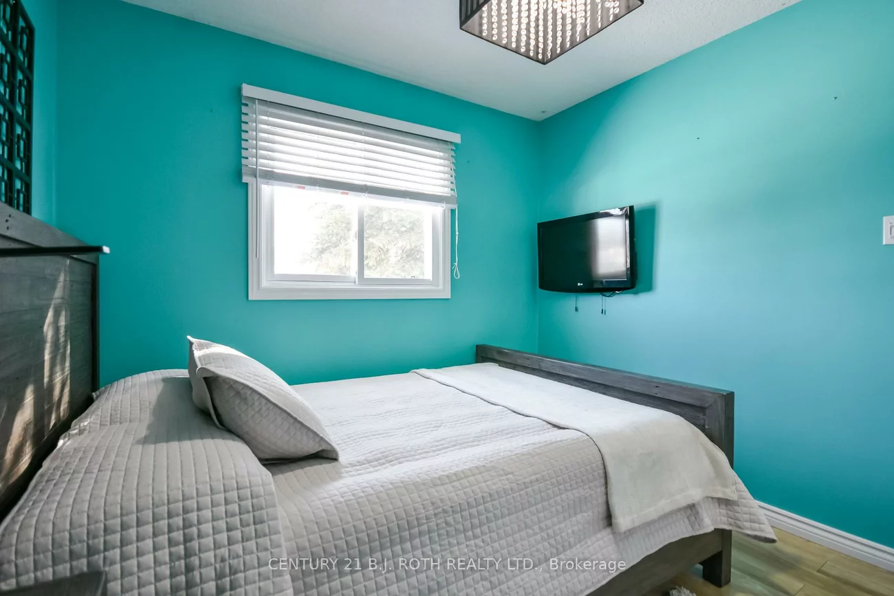 2246, Richardson, Stroud, Innisfil