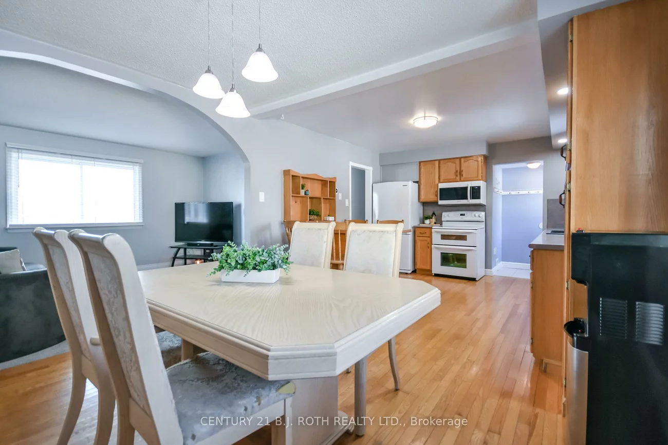 2246, Richardson, Stroud, Innisfil