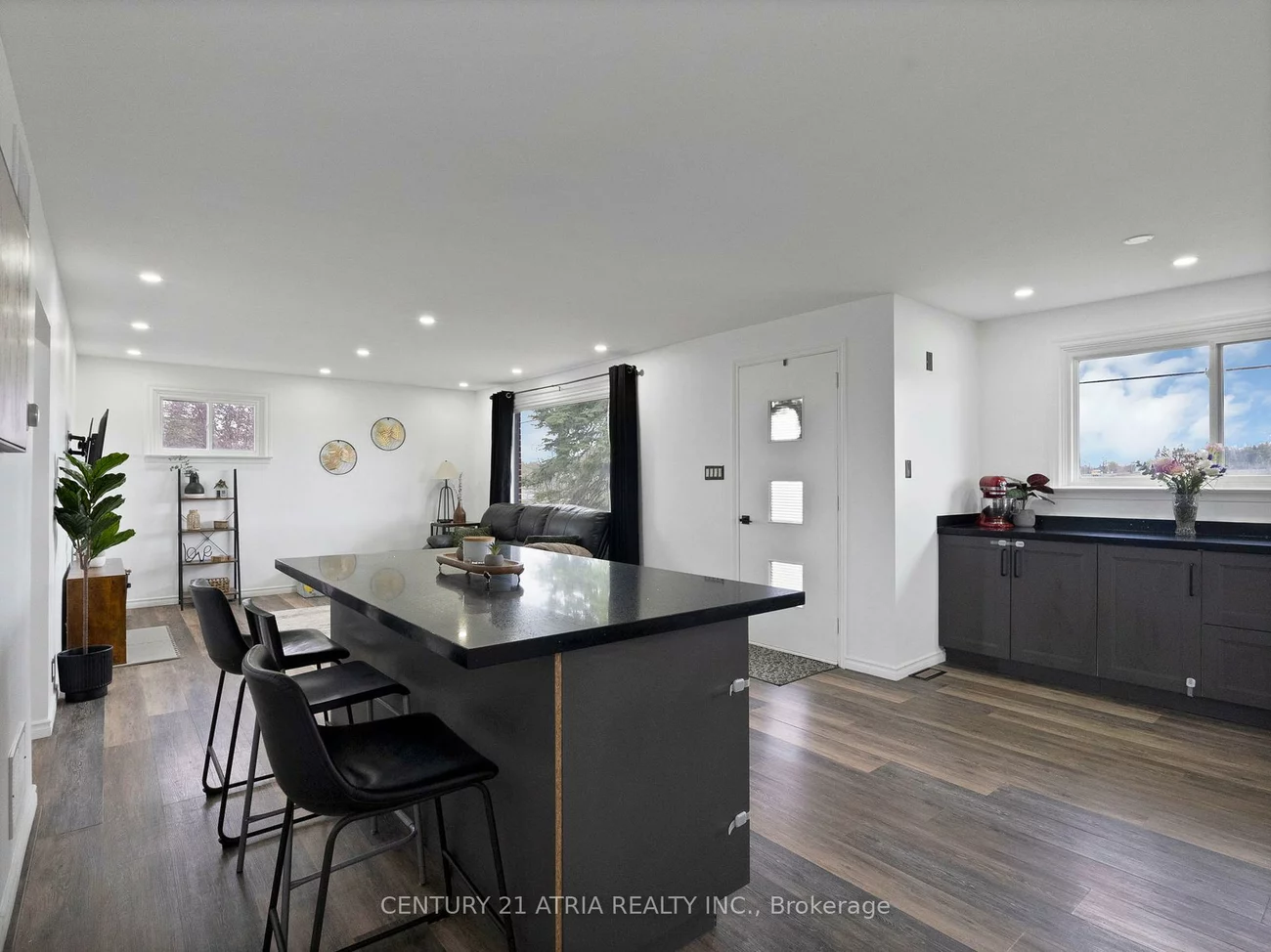6552, Yonge, Rural Innisfil, Innisfil