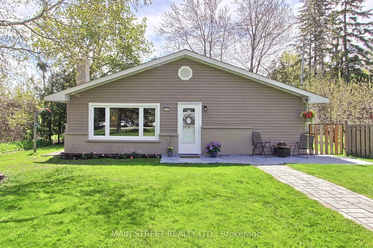 1021, Goshen, Alcona, Innisfil