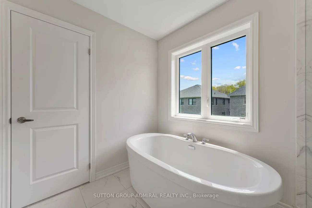 1285, Davis, Lefroy, Innisfil