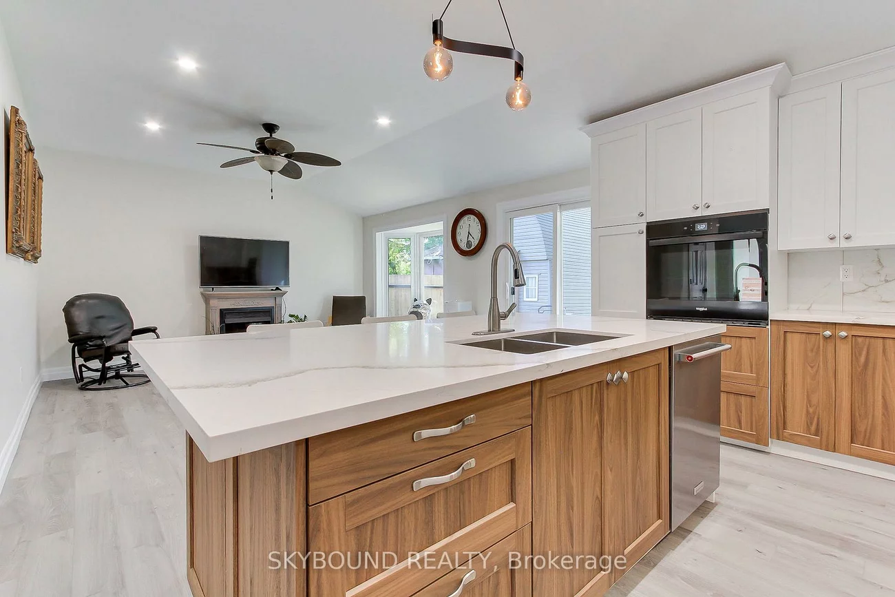 2388, 25th, Alcona, Innisfil