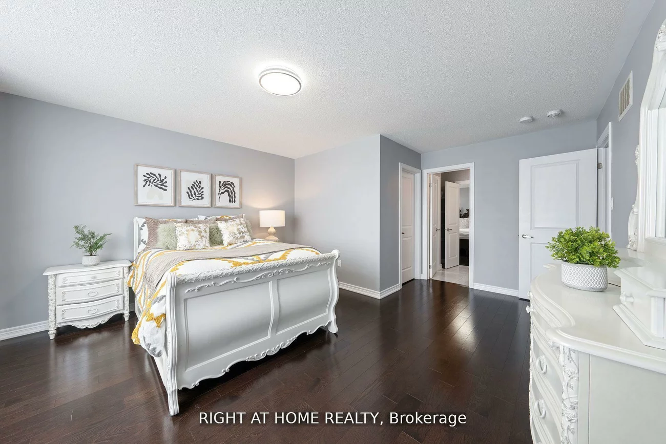 1655, Emberton, Alcona, Innisfil