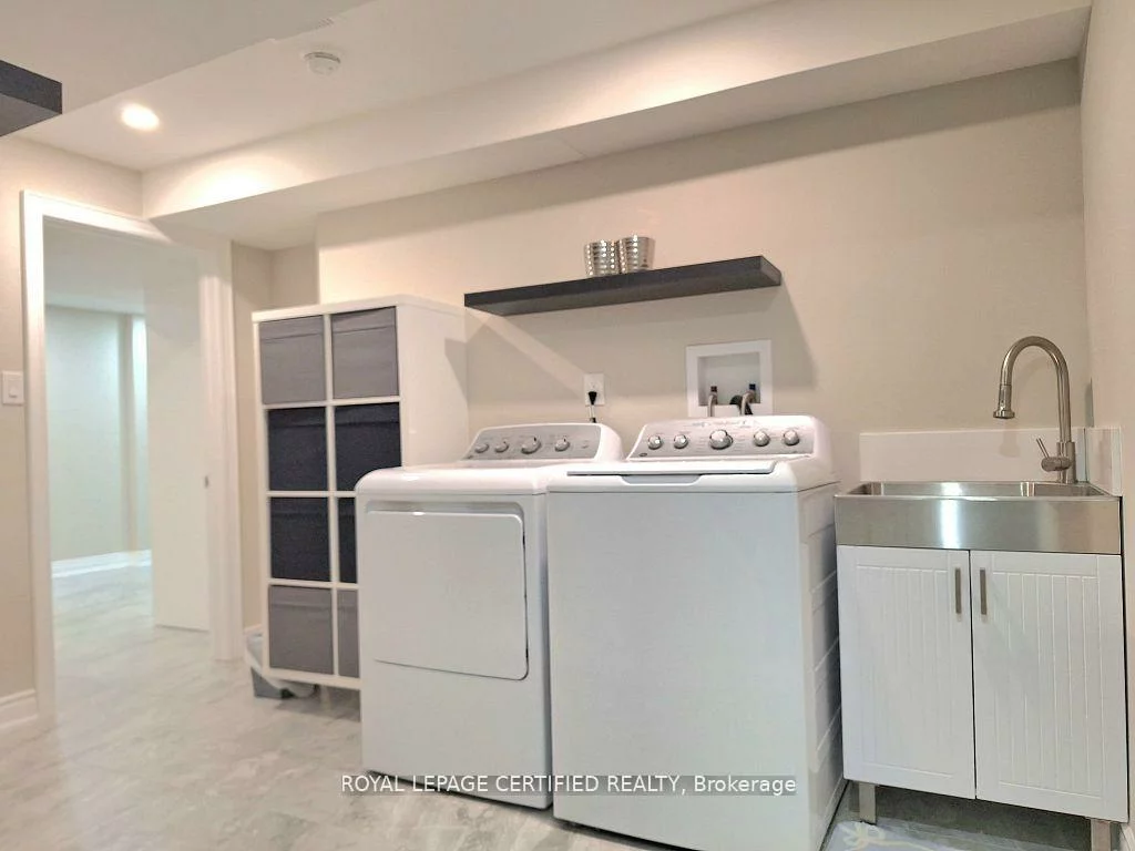 1286, Forest, Alcona, Innisfil
