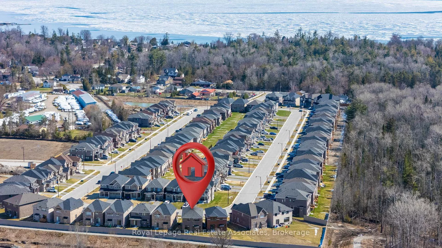 1386, Davis, Lefroy, Innisfil