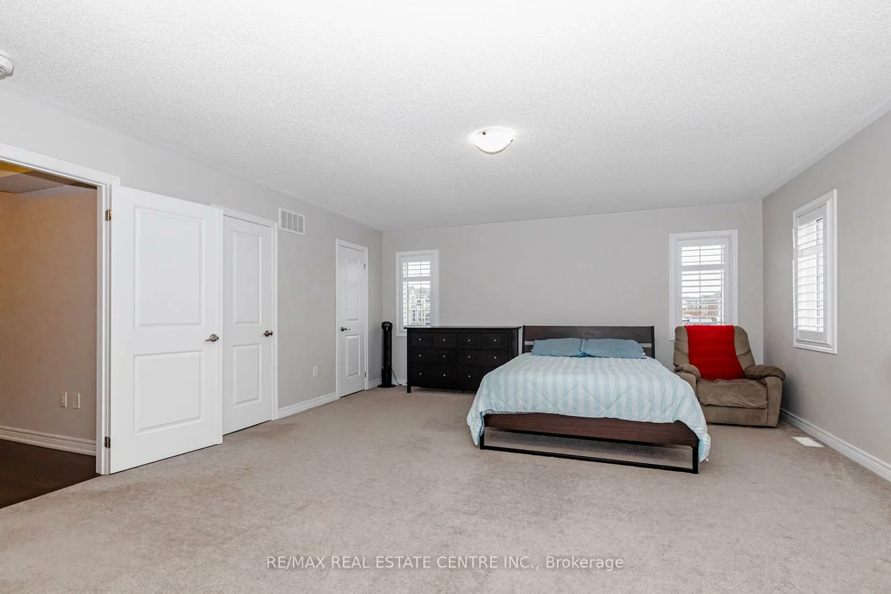 1332, Blackmore, Alcona, Innisfil