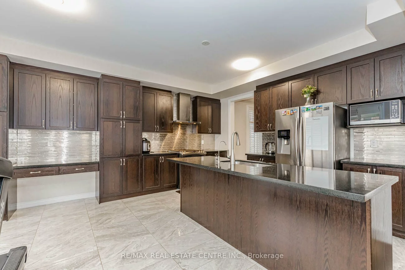 1332, Blackmore, Alcona, Innisfil